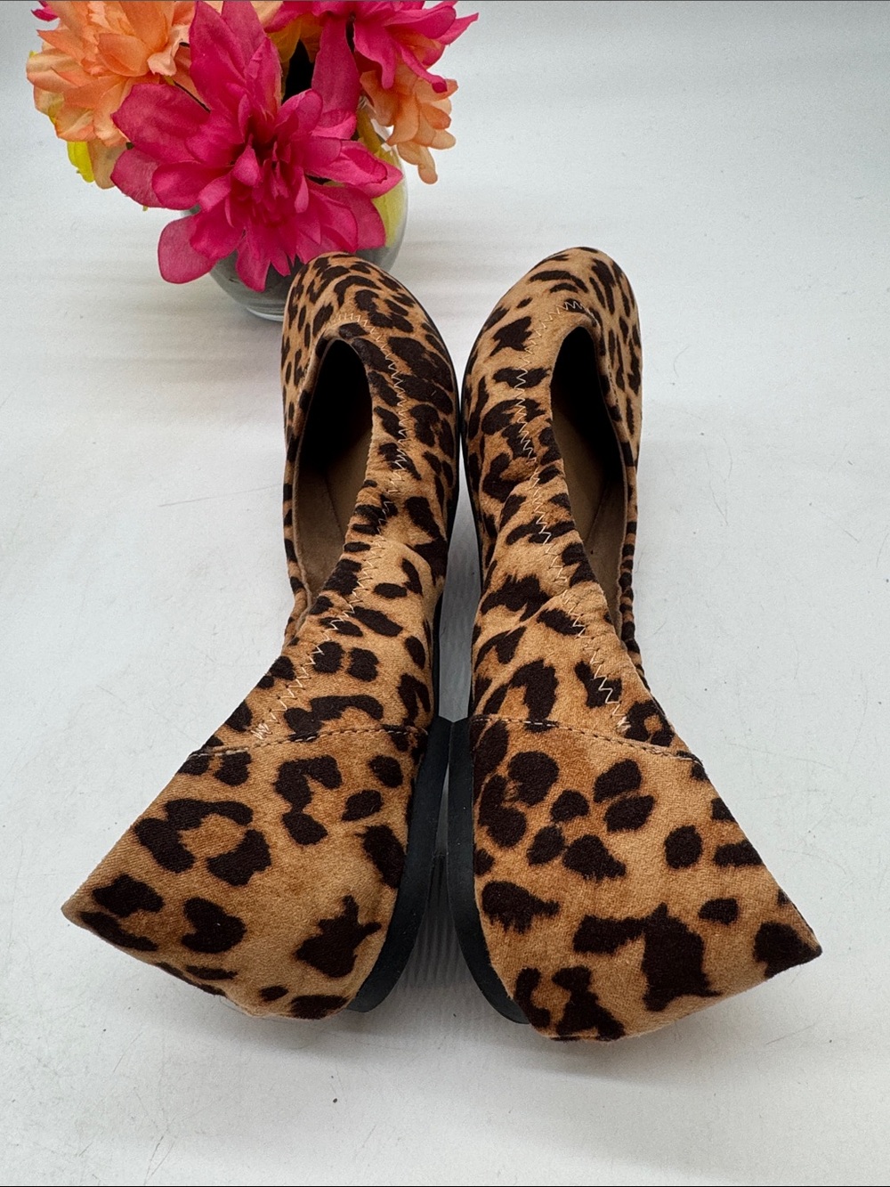 Amazon Essentials Leopard Print Ballet Flats - Tan & Black BFL10086 - Picture 4 of 7